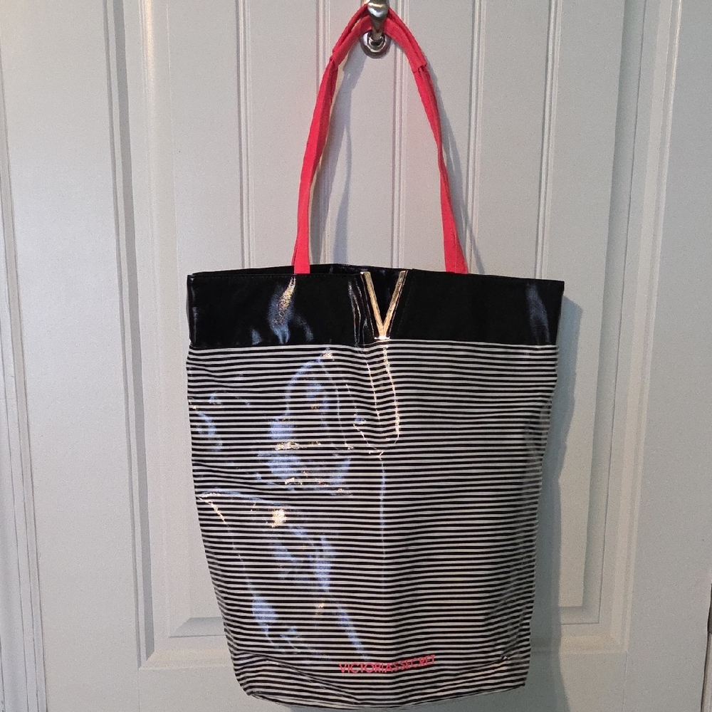VS Striped Black & White Coated Vinyl Beach Travel Tote with Pink Handles